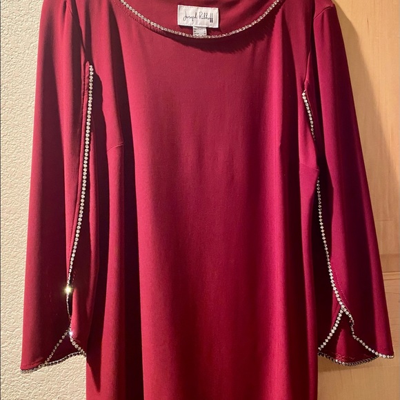 Joseph Ribkoff never worn rusty red top in size 12. Rhinestone trim - Picture 2 of 3